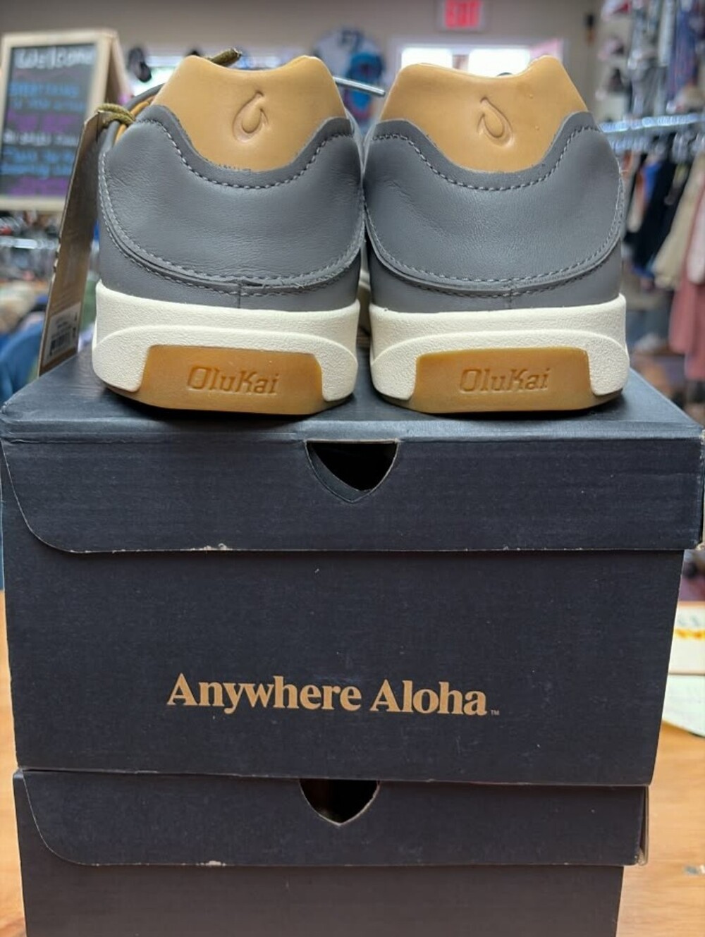 OluKai Lae’ Ahi Li’ IliStone/StoneMens shoe  Sell For $150 - Picture 3 of 3
